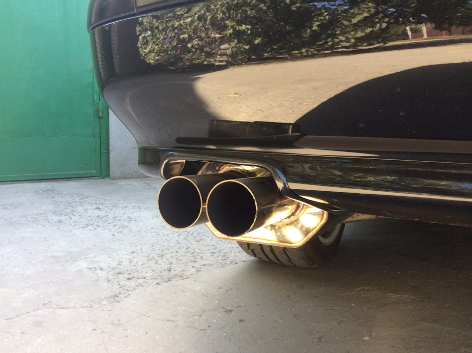 Новий глушник та накладка під глушник Alpina 5
