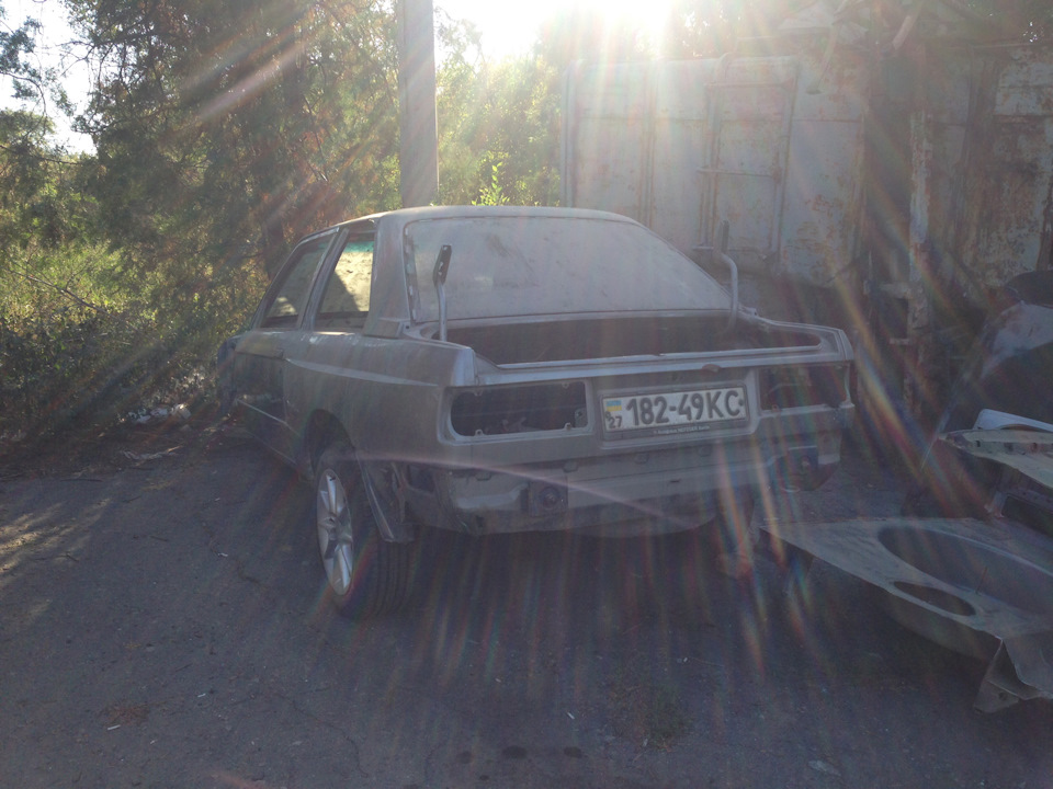 Так помирають легенди, Е30 ///М3 та Е34, колись ///М5 1