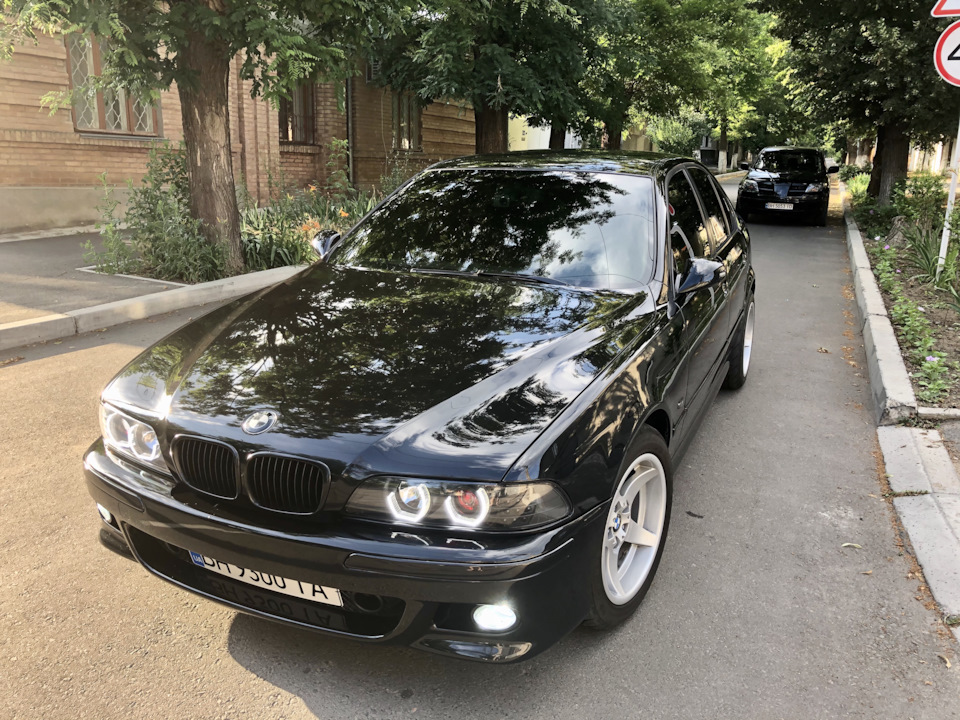 Дзеркала AC Schnitzer вже на своєму місці) 3