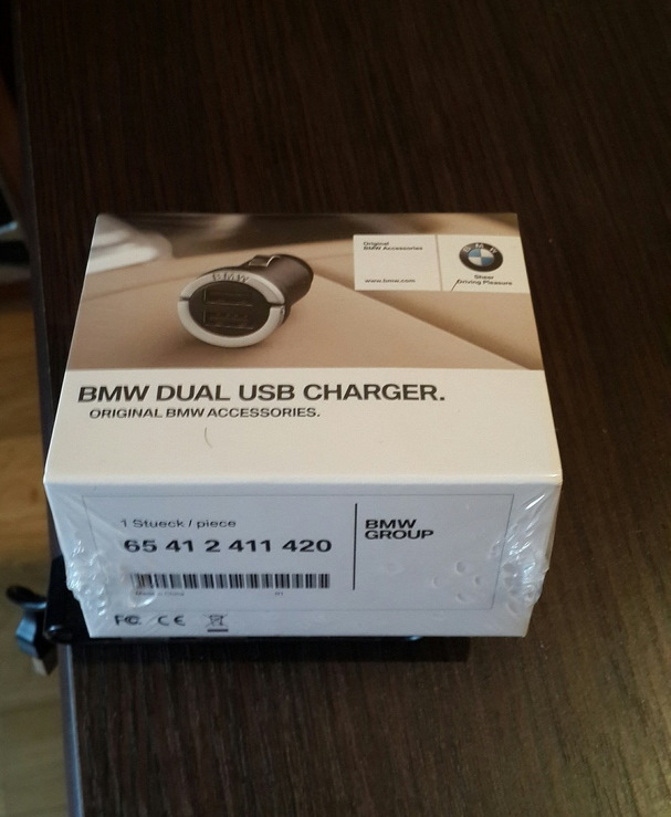 BMW DUAL USB CHARGER 1