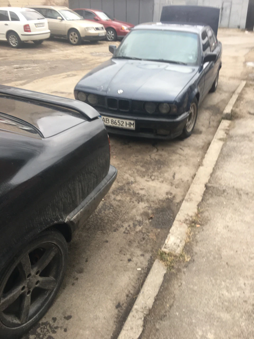 Настав час допомагати)