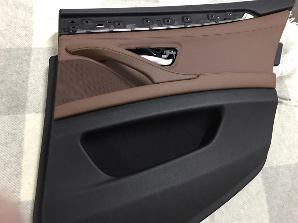 Bmw f10 задні карти під Harman Kardon 5