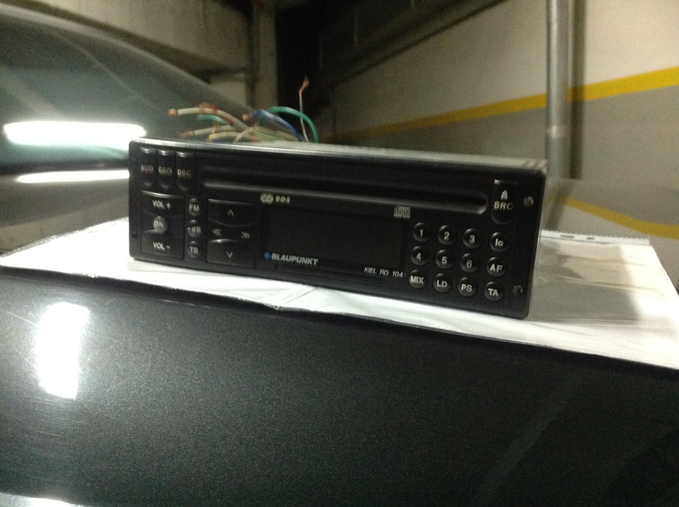 Продам CD магнітолу Blaupunkt kiel rd 104 3