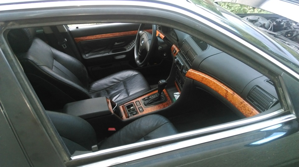 Покупка автомобіля BMW 730… 4