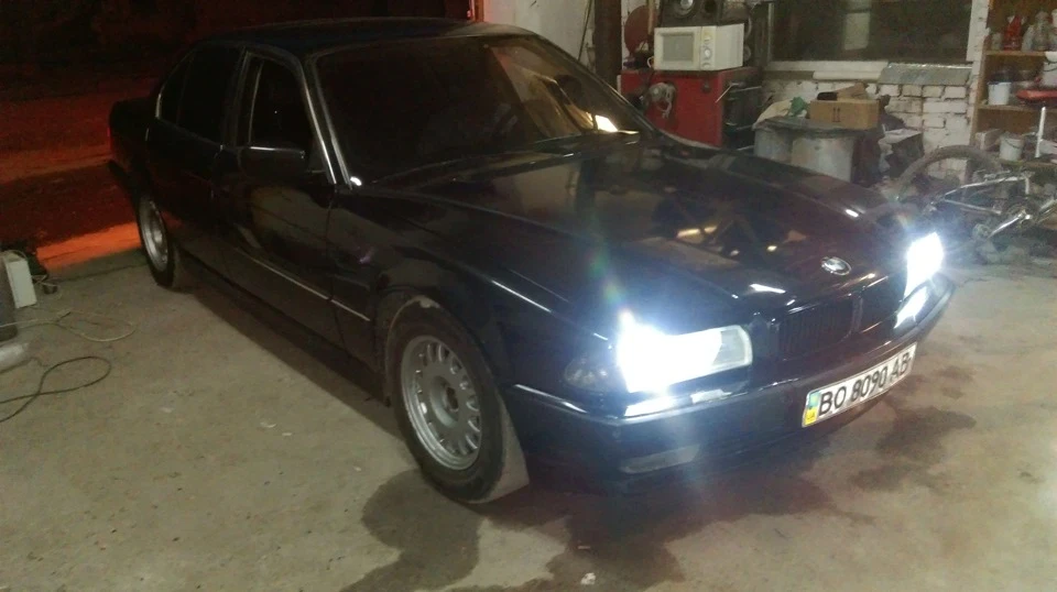 Покупка автомобіля BMW 730…