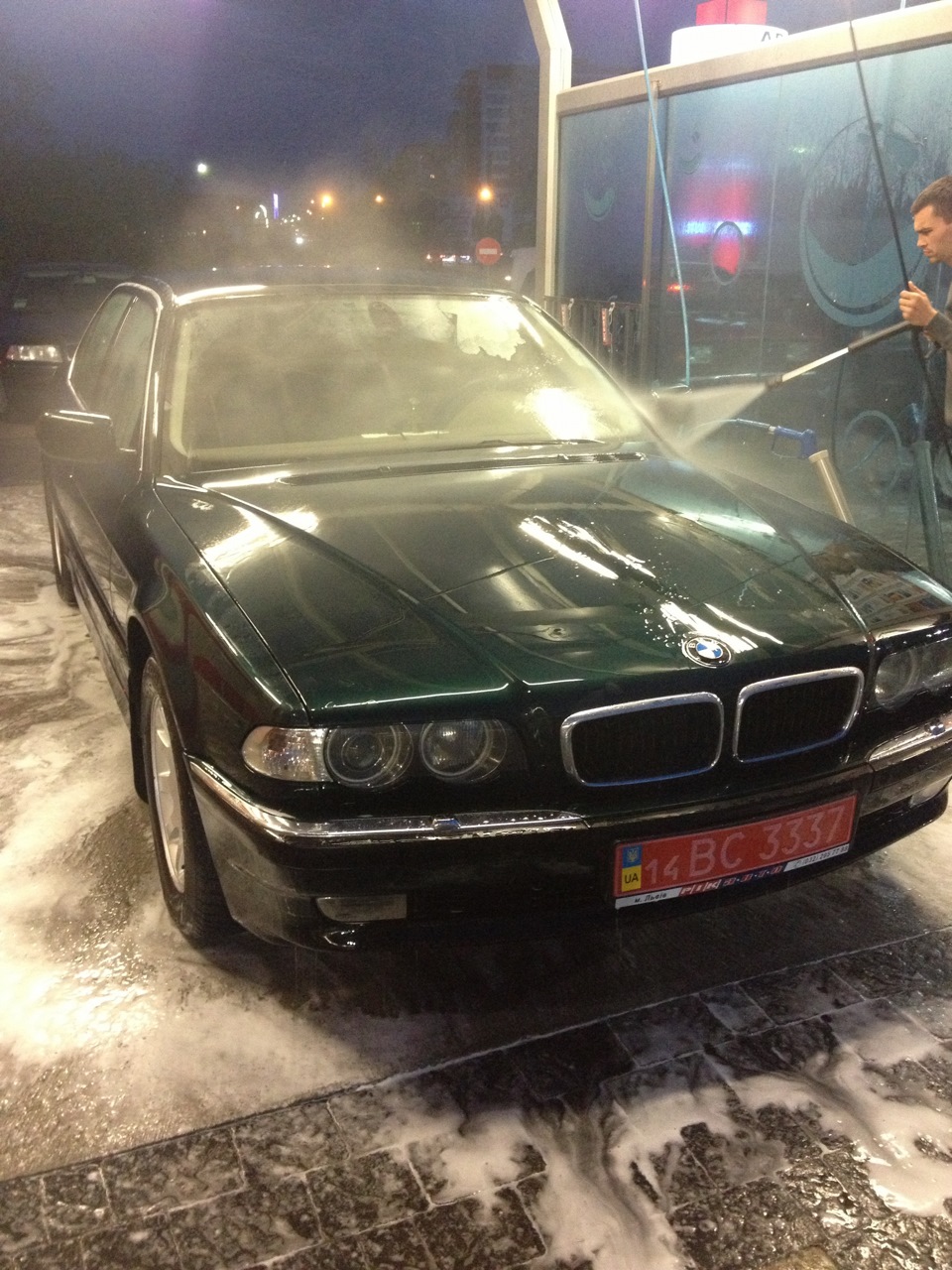 Мийка своєї bmw 4