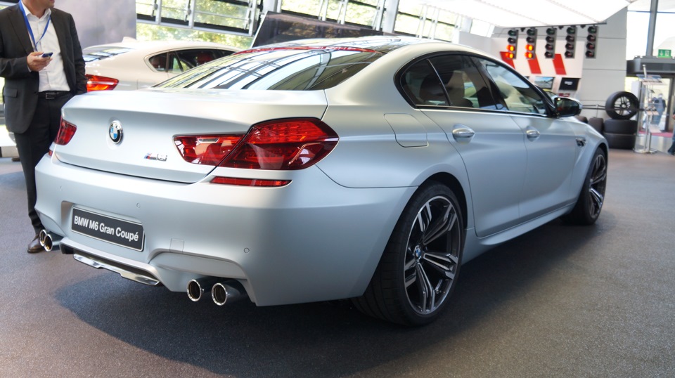 BMW Welt und museum. Мюнхен. Німеччина. 4