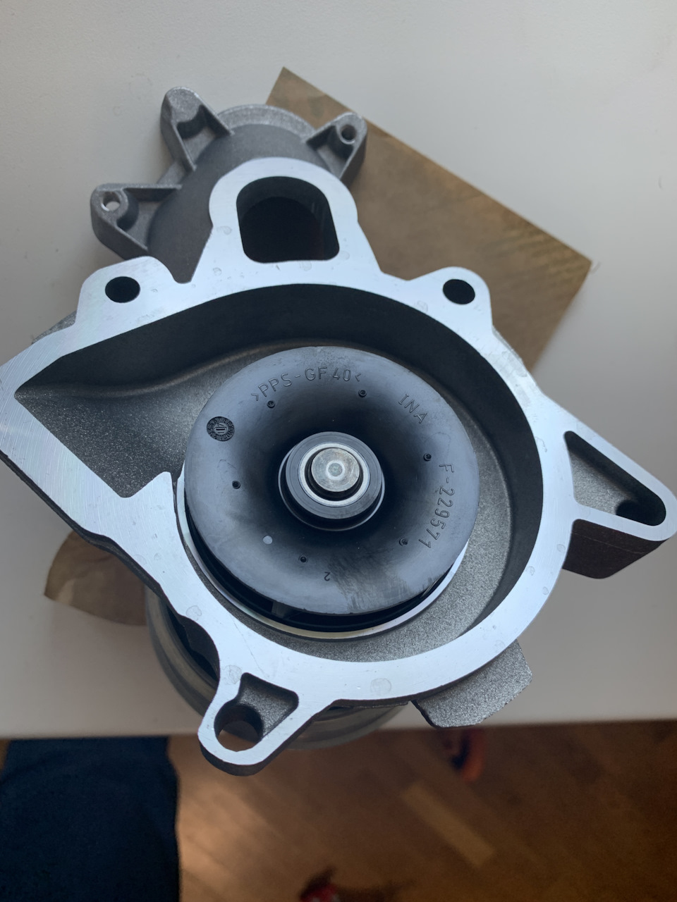 Помпа MAHLE CP261000P 3