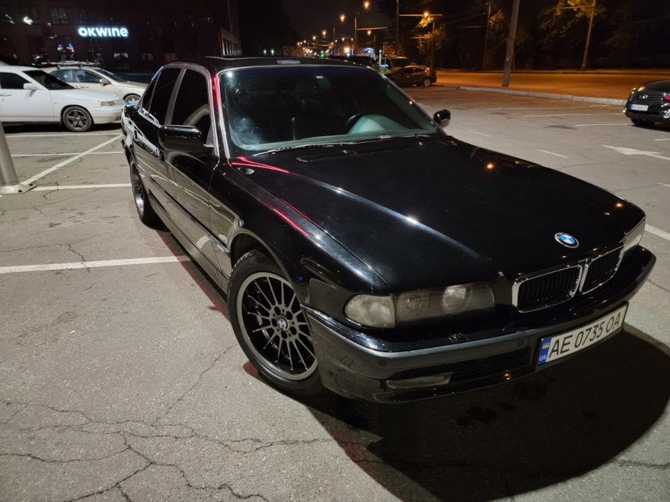 Продам свою E38 735i. 2