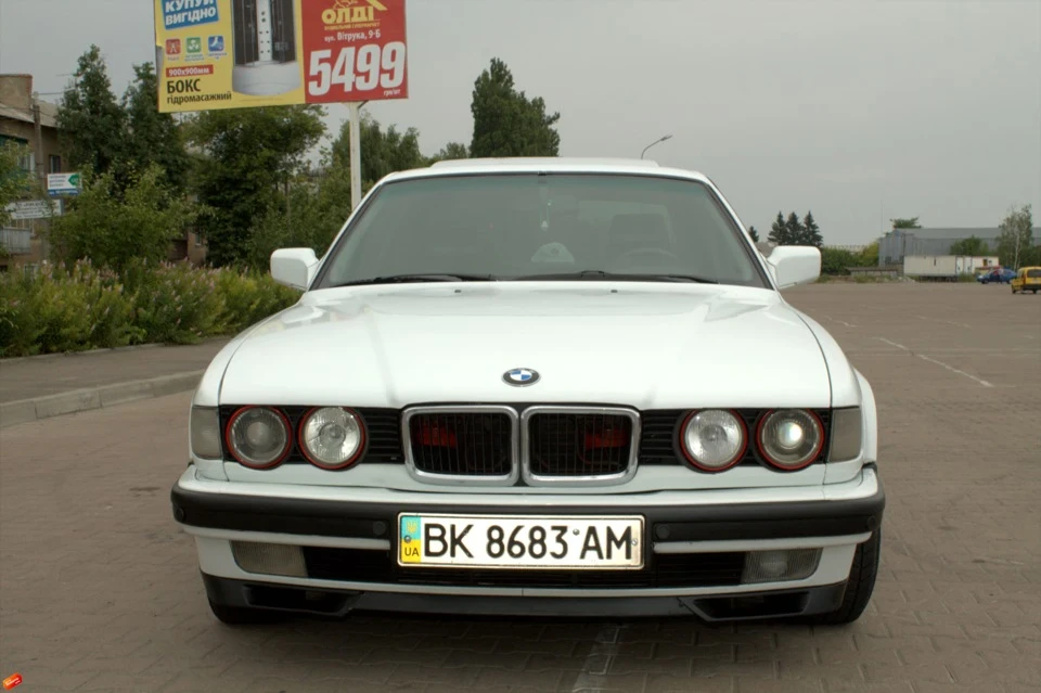 Фотосесія 740i V8