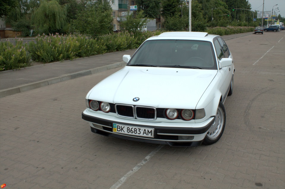 Фотосесія 740i V8 4