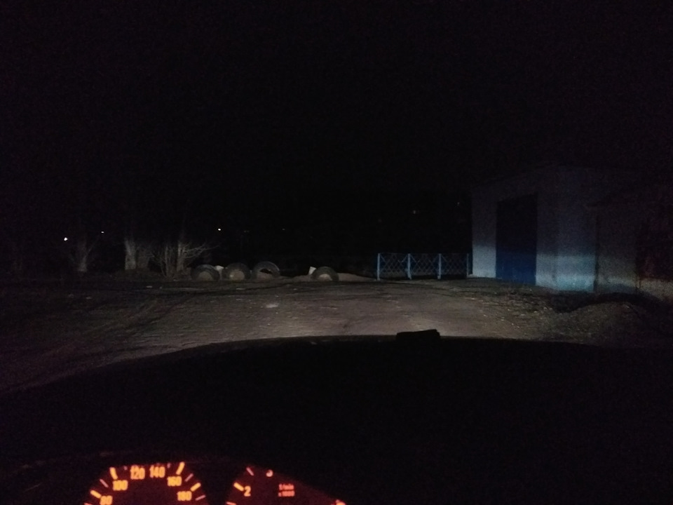 Заміна ламп ближнього світла на d2s; Приїхала рідна кришка двигуна; Пішла помилка двигуна на газі 4