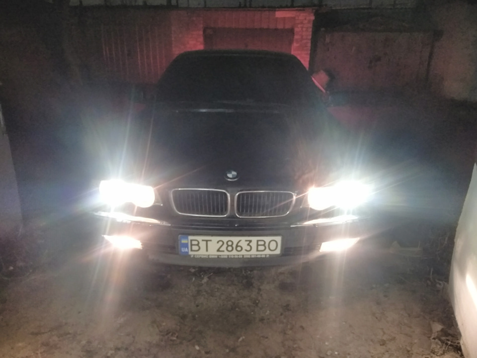 Заміна ламп ближнього світла на d2s; Приїхала рідна кришка двигуна; Пішла помилка двигуна на газі 1
