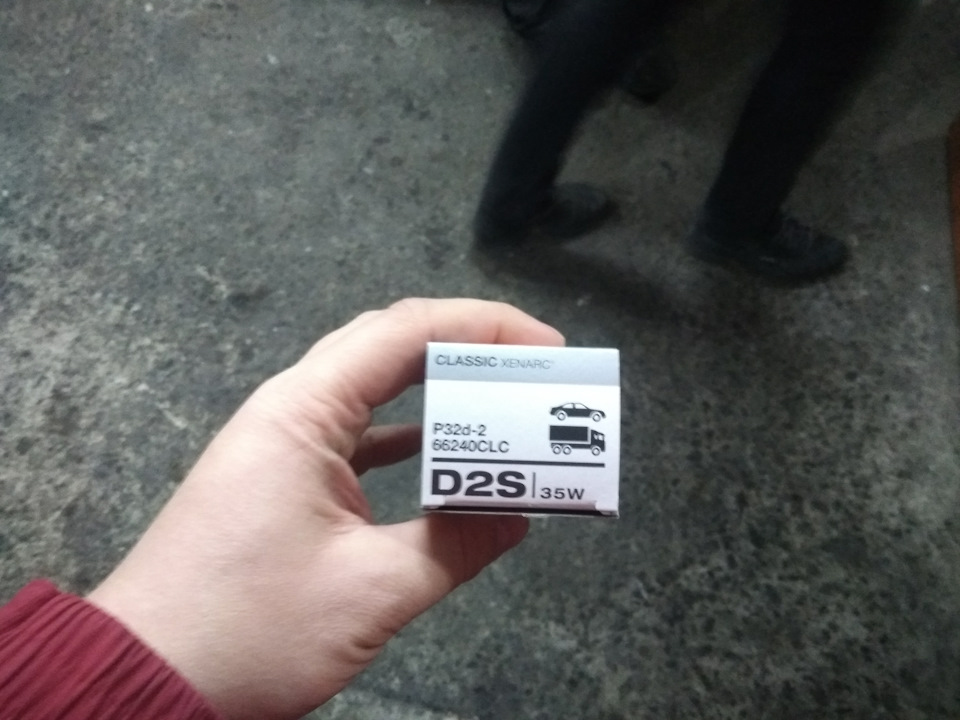 Заміна ламп ближнього світла… невдала. Подолав енерговампіра АКБ, що жере. 2