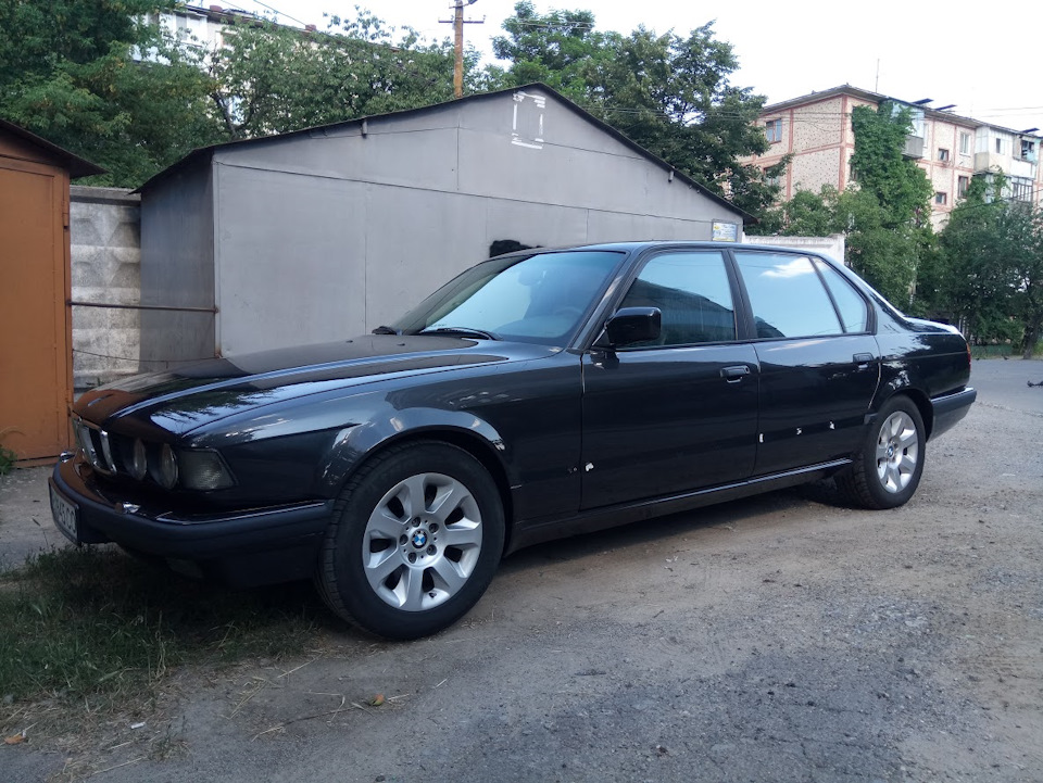 Два дні з V12 2