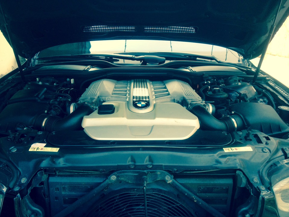 V 12 . 6.0 L 2