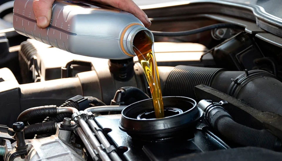 Перша заміна масла: найкраще з кращого - "Motul