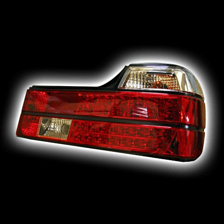 Куплю задні ліхтарі LED Е32 3