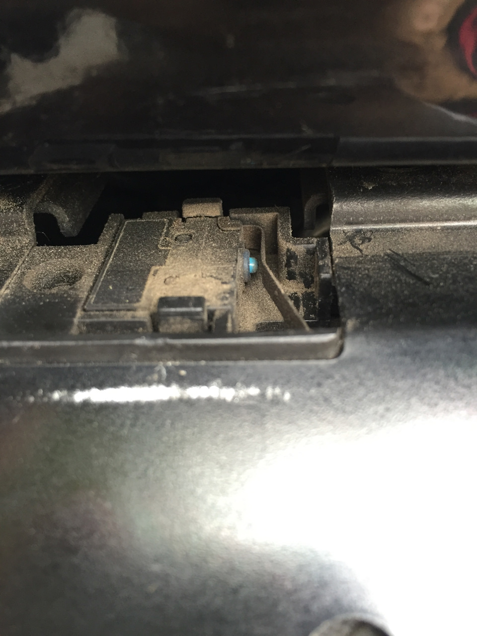 Заміна еластичної муфти, ремонт доводчика багажника+ інша дрібниця. 5