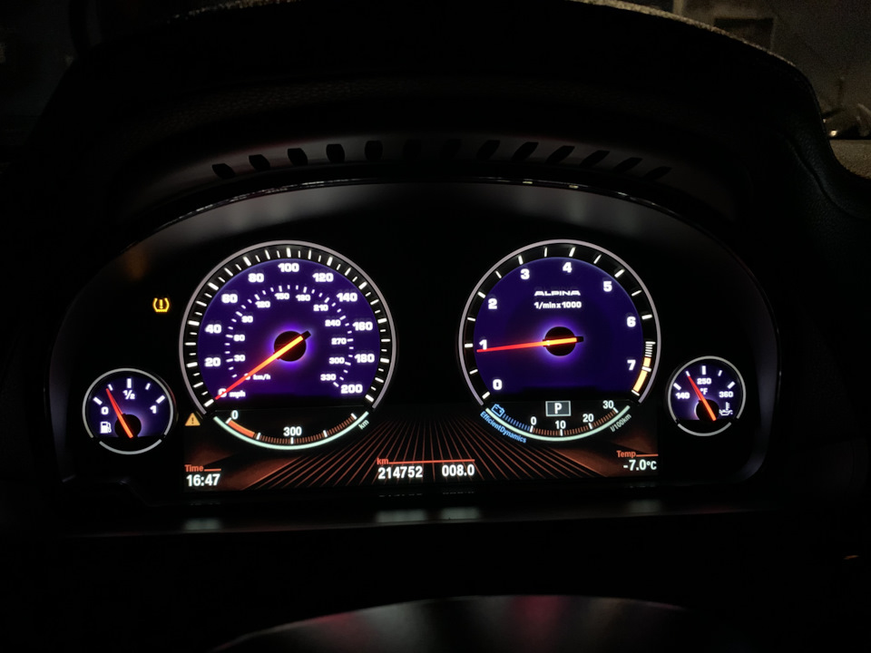 Мріяв - здійснив. Alpina панель приладів. 5