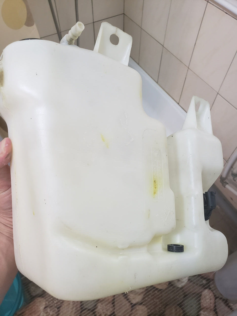 Купив бачок омивача 2