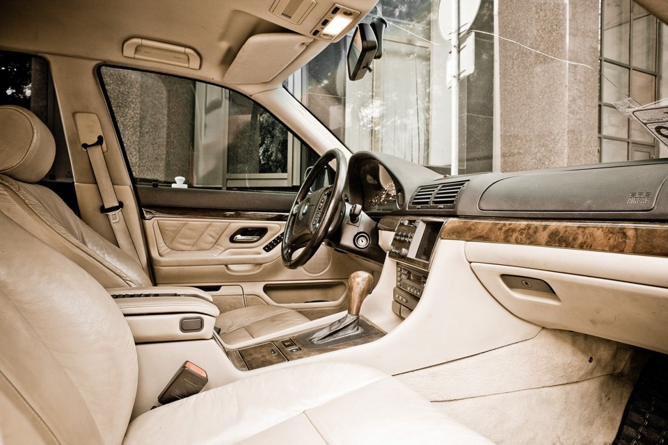 Моя BMW E38 1