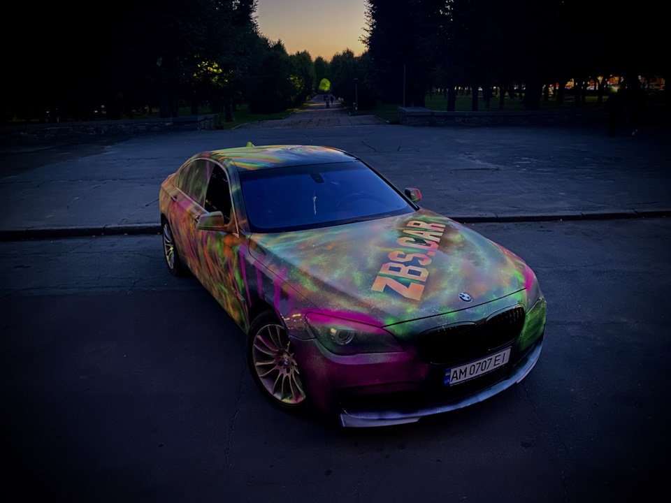 BMW 750I в крейдяній фарбі 🤪 2