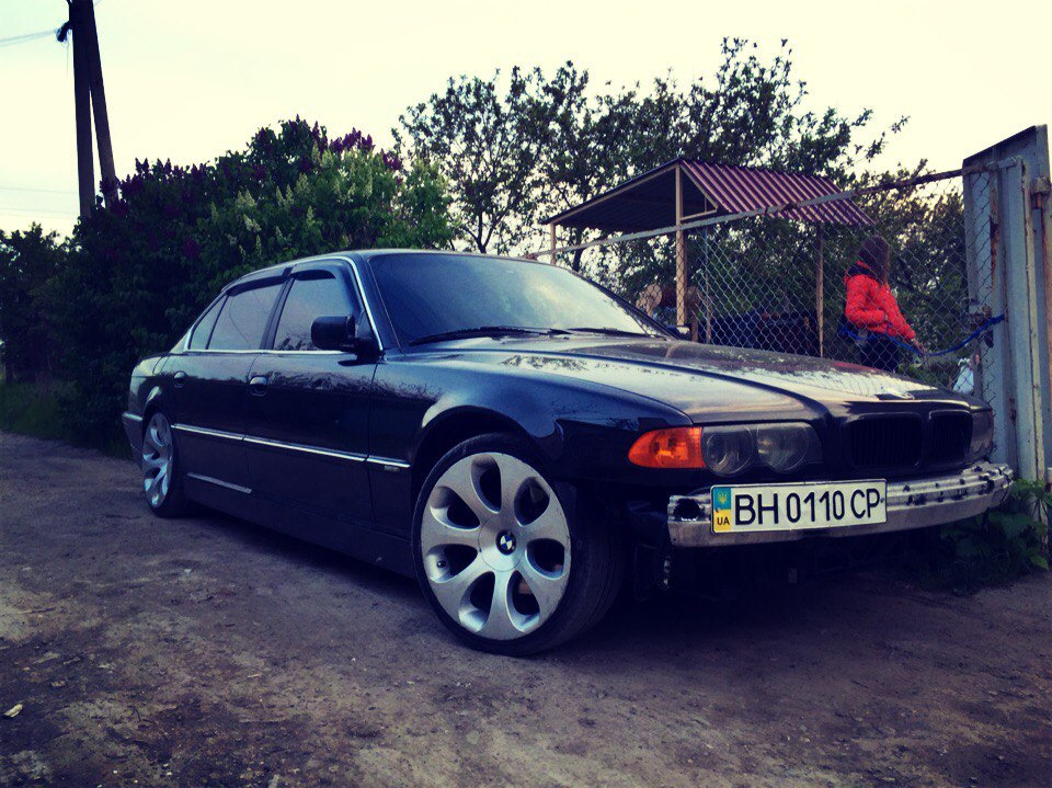 Фото e38 4