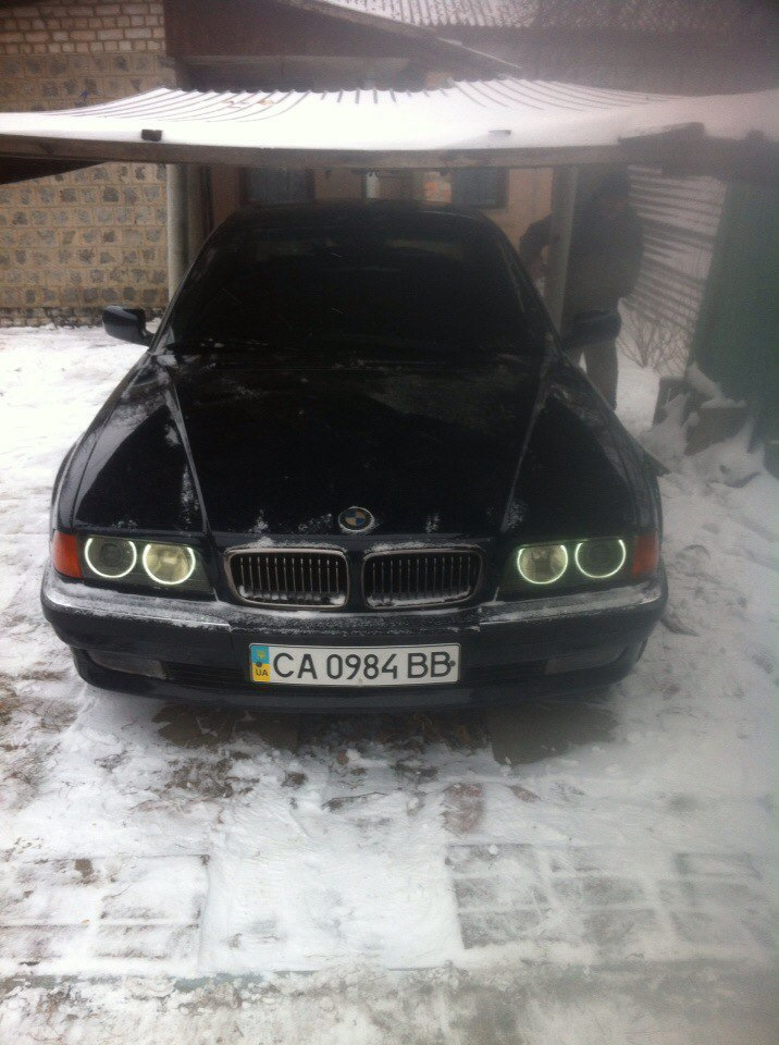 BMW 7 та її характер 4