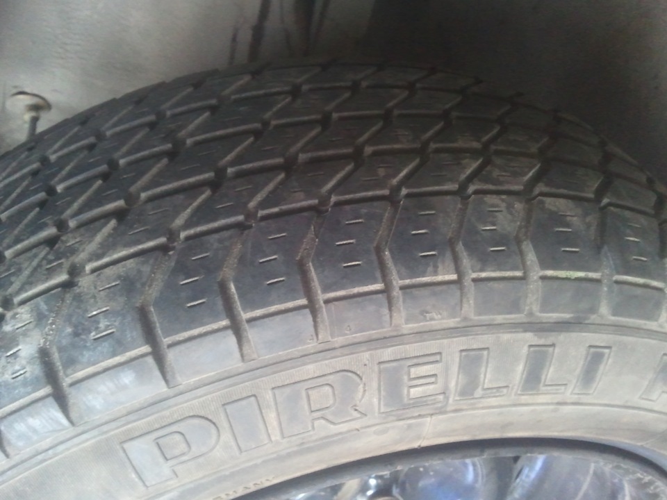 Місія: Купити Pirelli P600 1