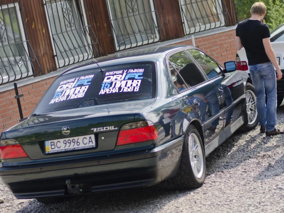 Drag…