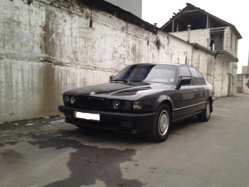 hella black 2
