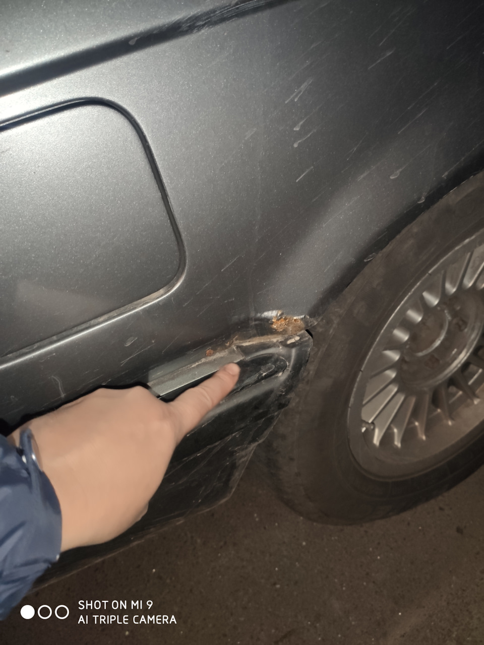 Ремонт заднього правого крила. 2
