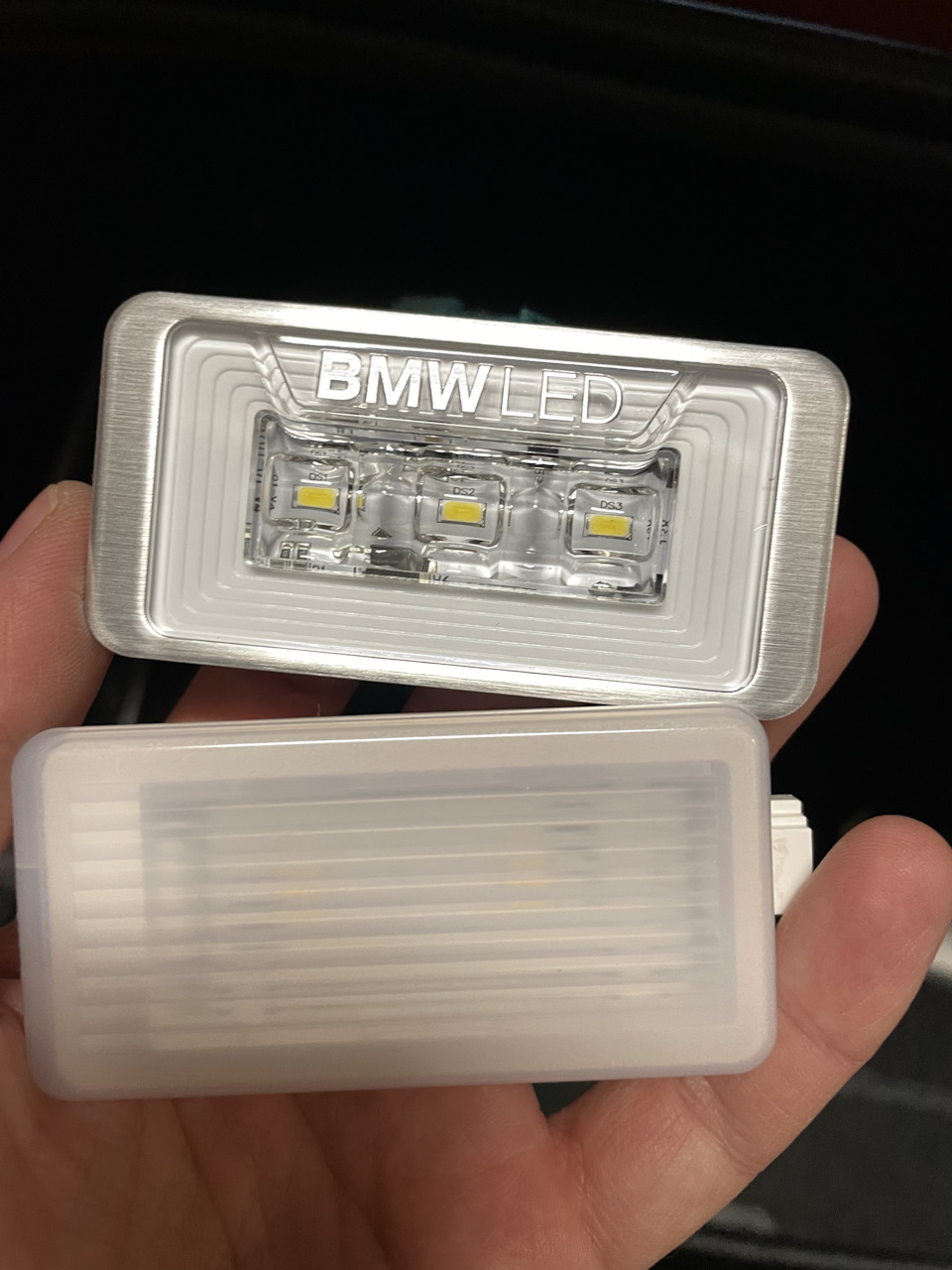 BMW LED підсвічування багажника 2