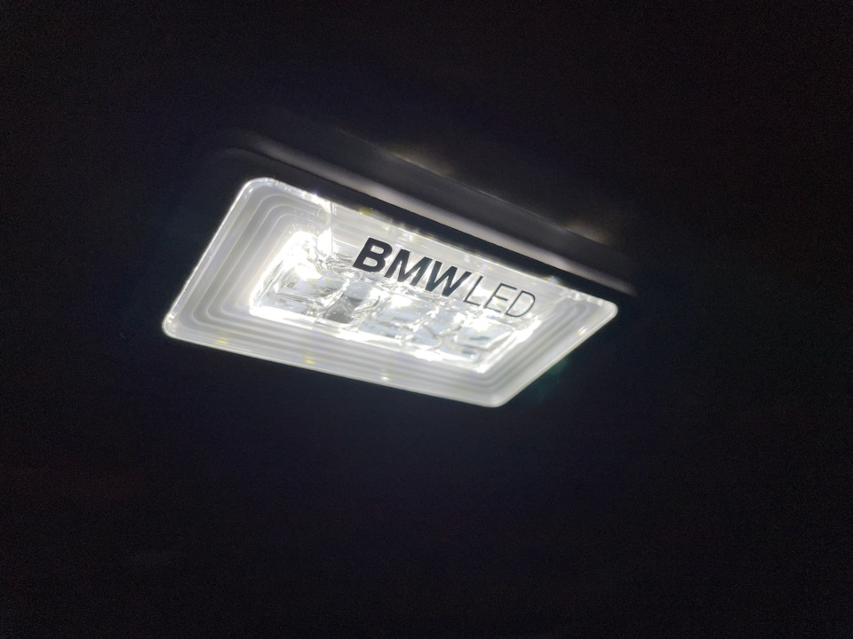 BMW LED підсвічування багажника 3
