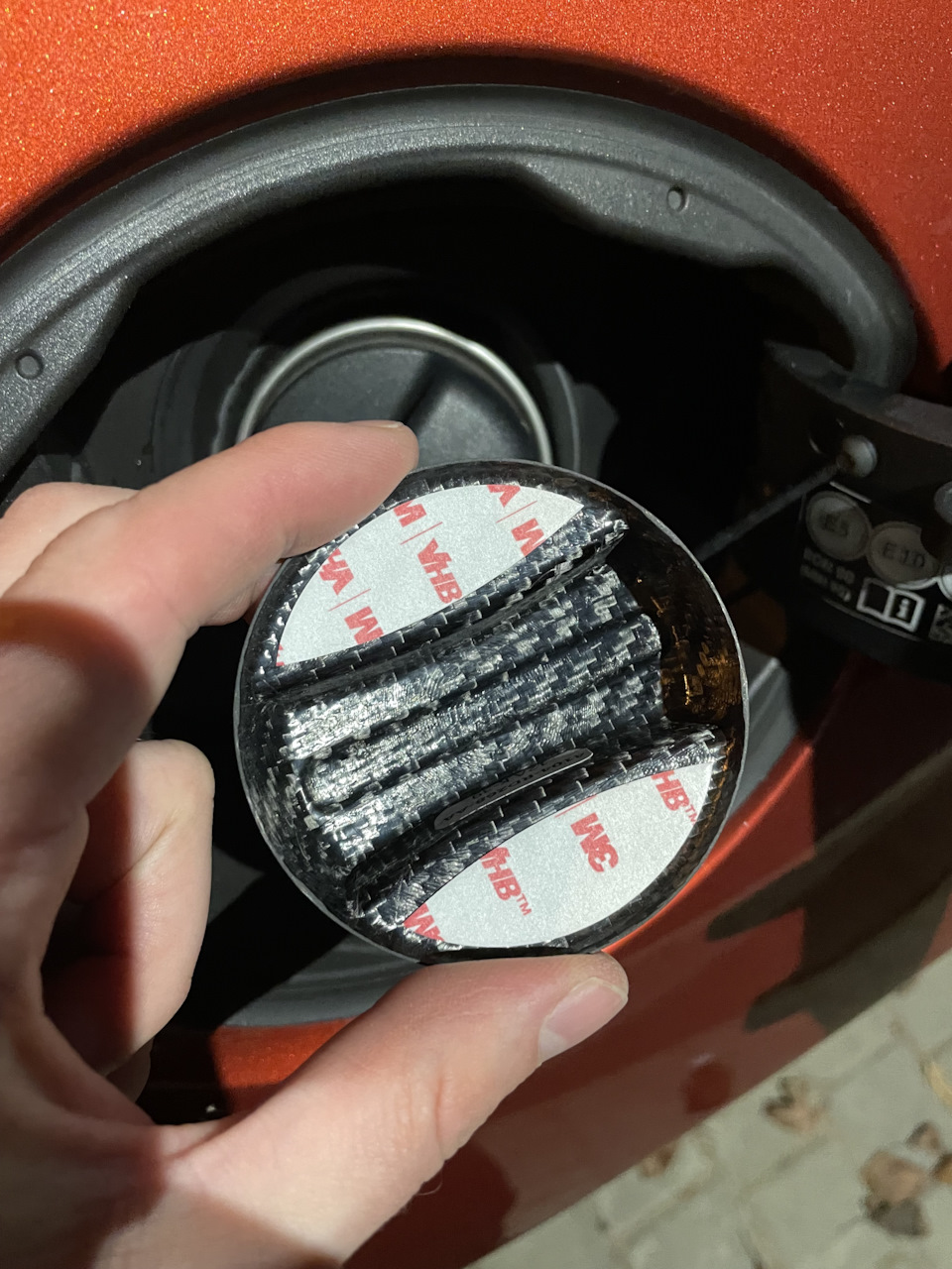 Кришка бензобака BMW M Performance Carbon Gas Cap Cover 3
