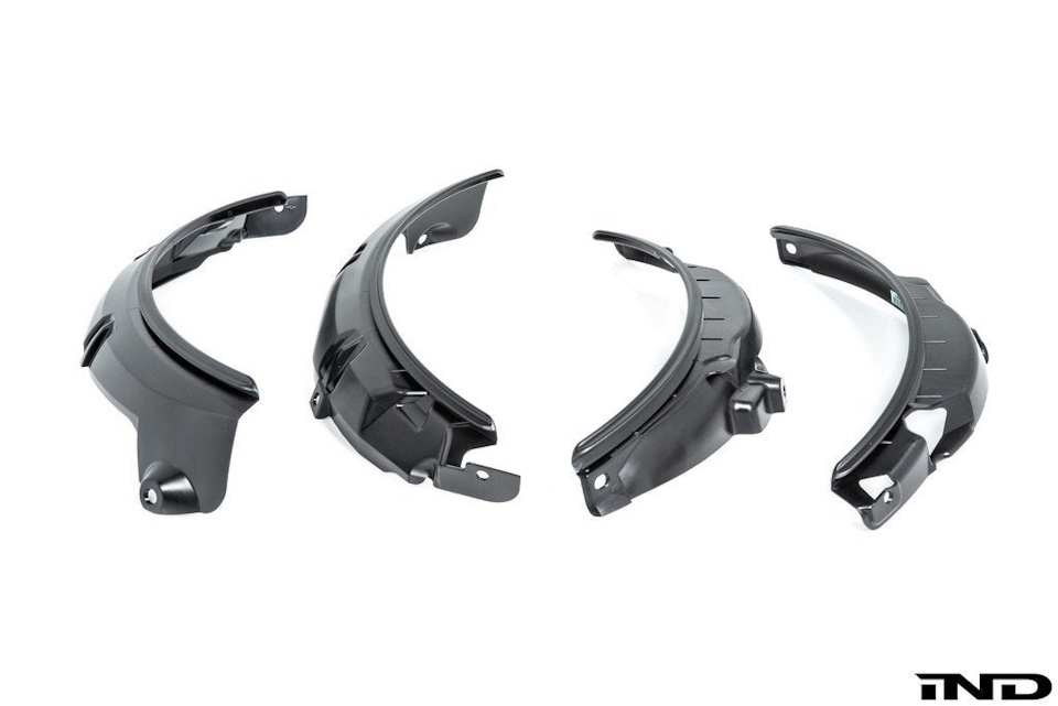 Встановлення BMW F87 M2 CS Wheel Arch Trim Set 1
