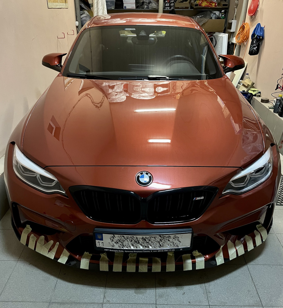 Встановлення губ M Performance F87 M2 Competition Carbon Front Lip 2