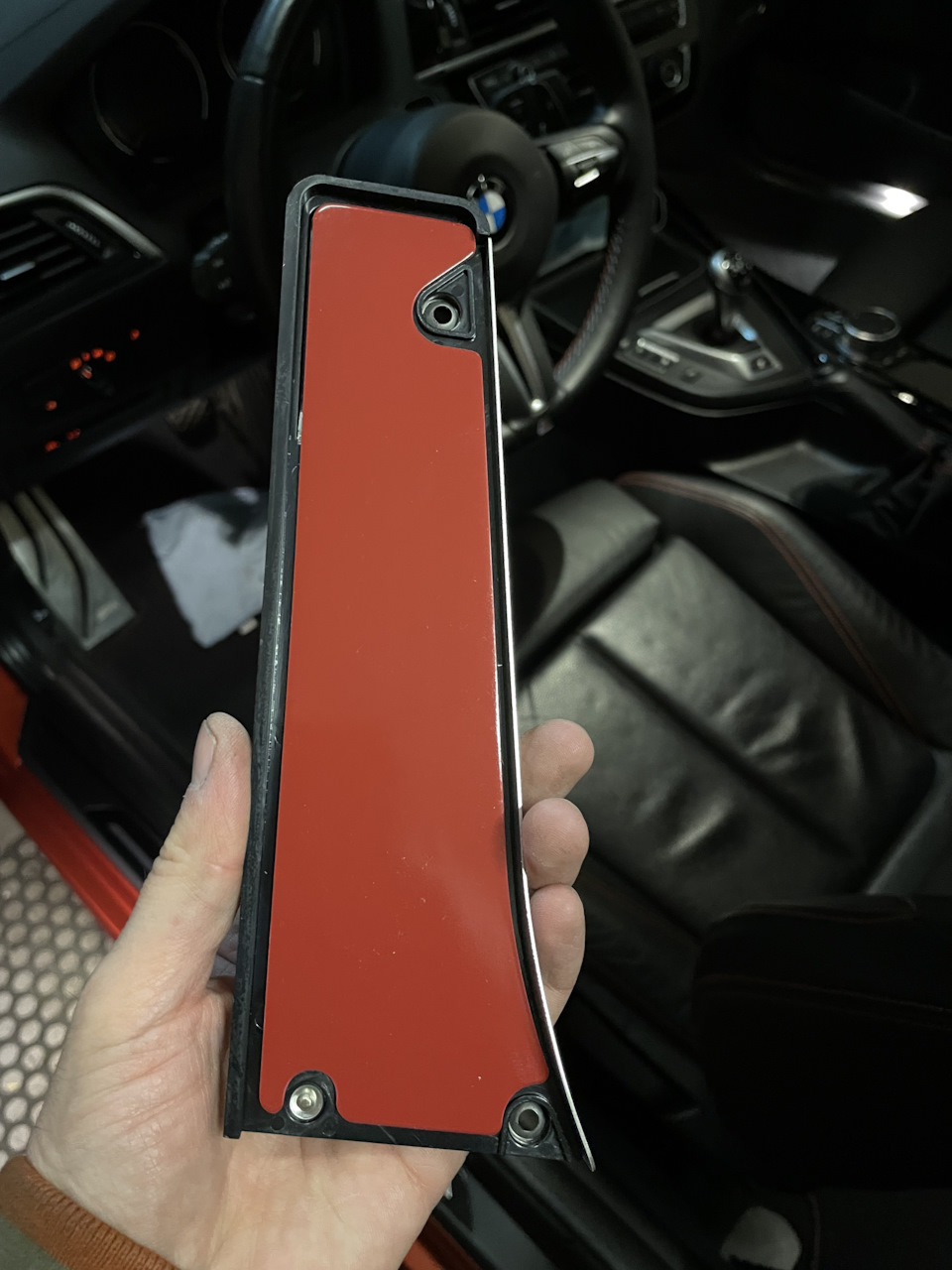 Встановлення накладок педалей BMW M Performance Stainless Steel Pedal Set - Manual / DCT 4