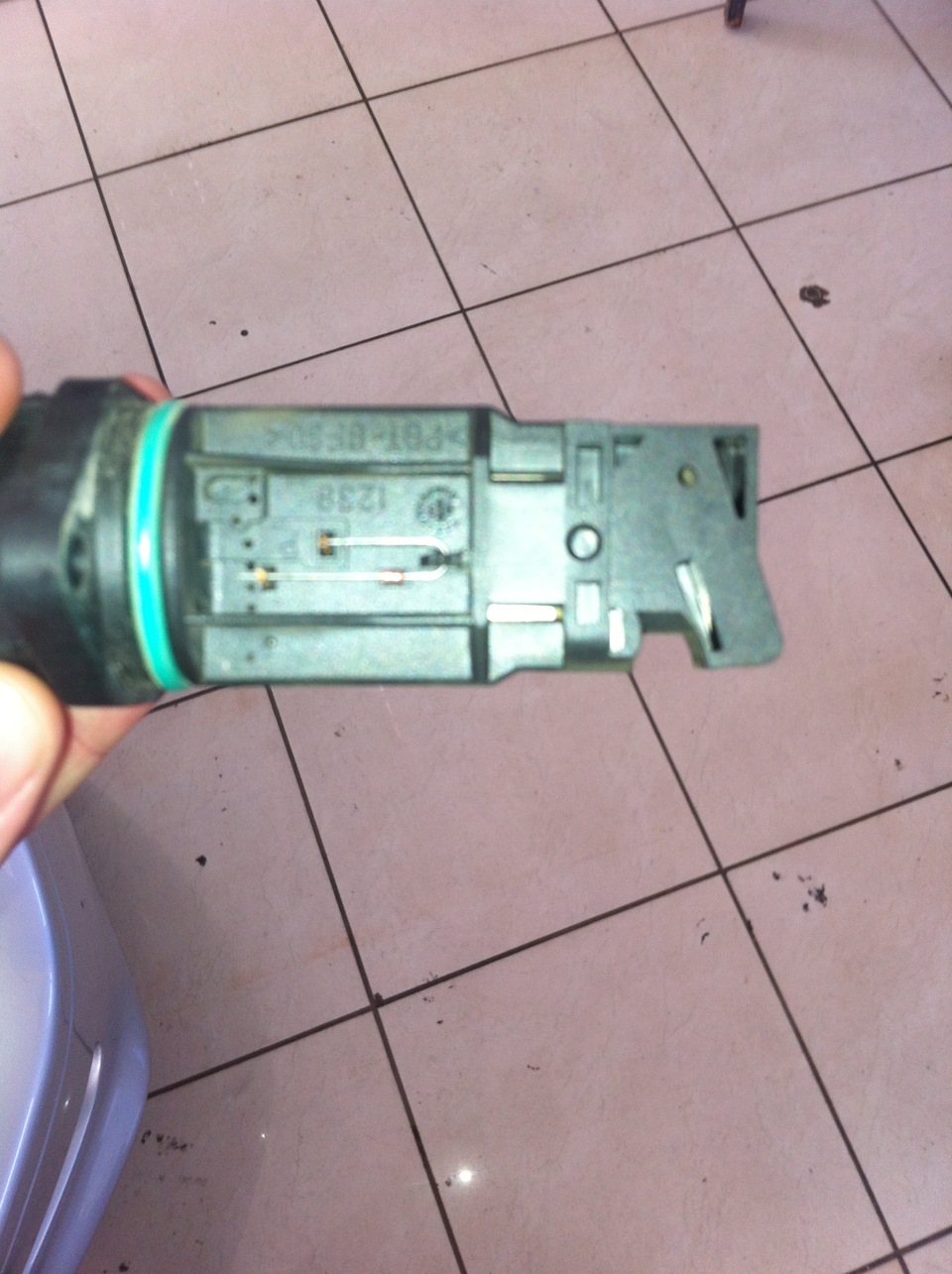 Чистка витратоміра (MAF sensor) 3