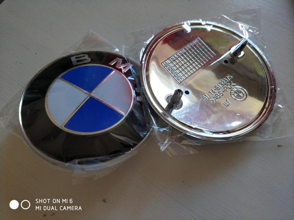 Емблема BMW. Оригінал? 1