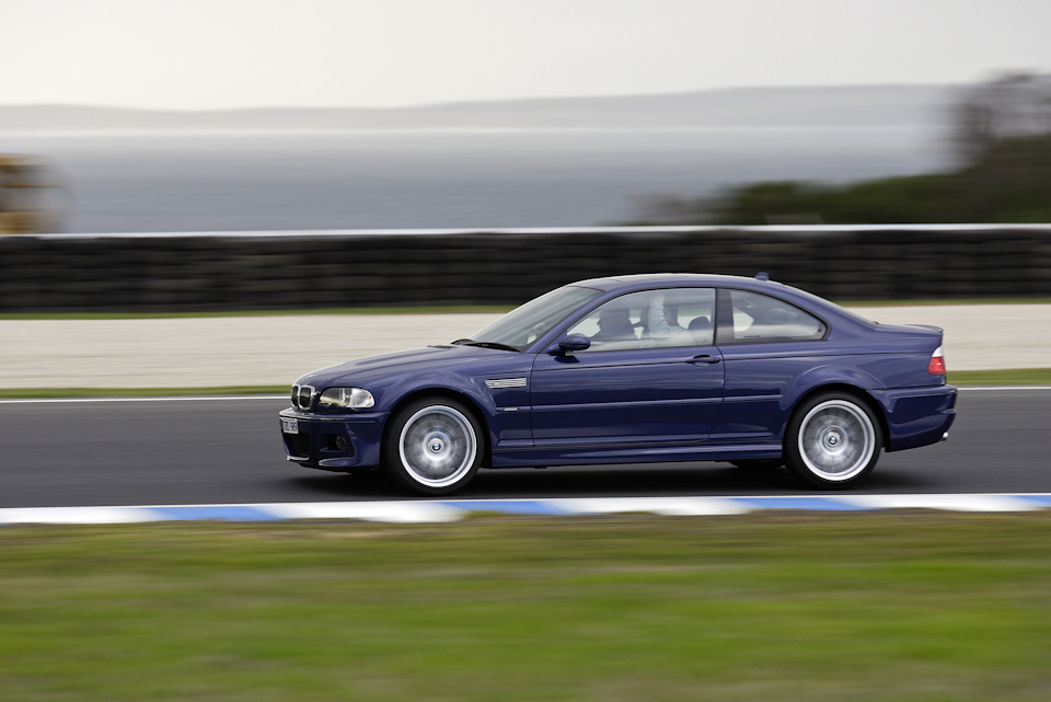 Переклад EVO: BMW M3 CS (Competition Package) E46 2