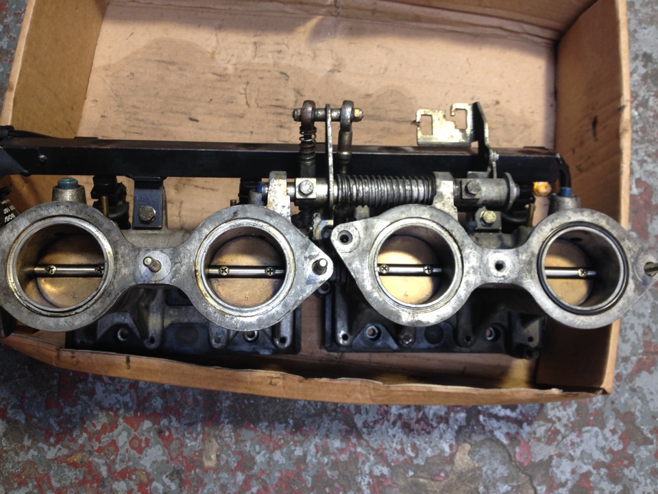 Throttle bodies 4