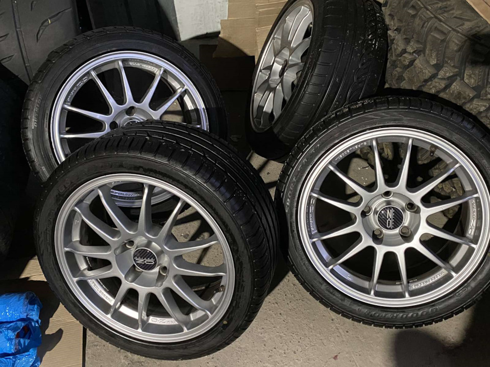 Встановлення легких дисків OZ SUPERLEGGERA r17 для покращення динаміки. 5
