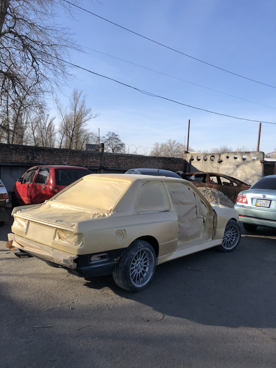 Кузов у ​​ґрунті 4