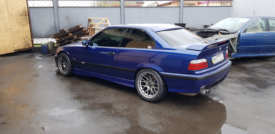 132 Apex Arc-8 wheels r17 on bmw e36 3