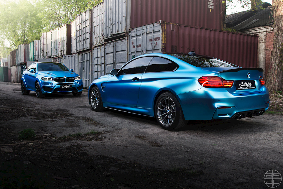 X6M50D & M4 Sky Blue Chrome Matte 5