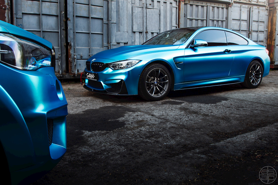 X6M50D & M4 Sky Blue Chrome Matte 4