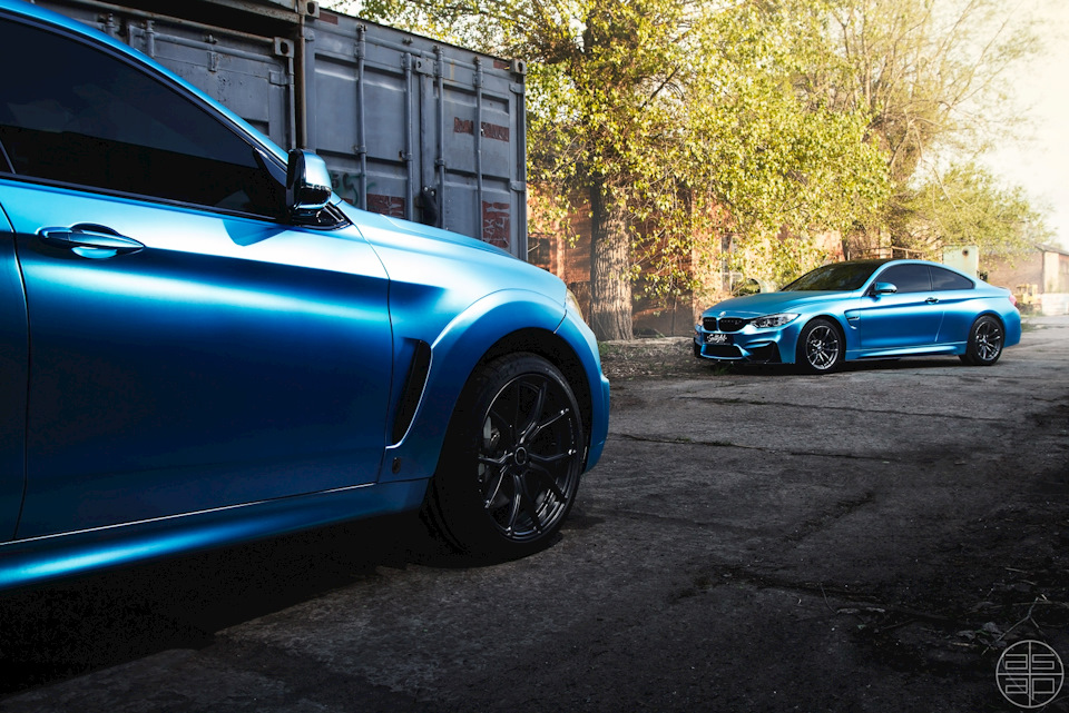 X6M50D & M4 Sky Blue Chrome Matte 3