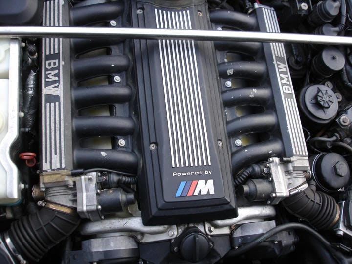 BMW M5 e34 c V12 S70B56 1